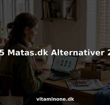 En kvinde sidder derhjemme og bestiller vitaminer på nettet.